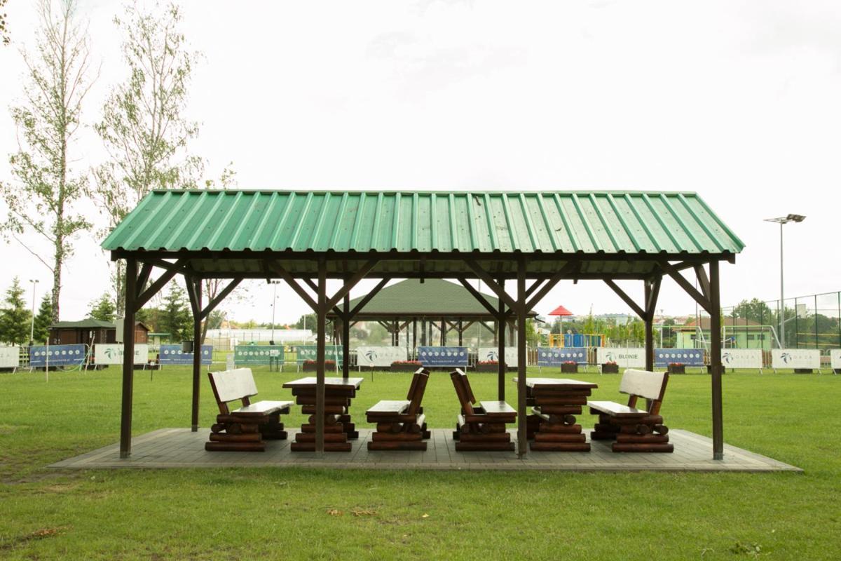 Camping Oaza Blonie Kornik Domki Standard Plus - 3 Pokoje Экстерьер фото